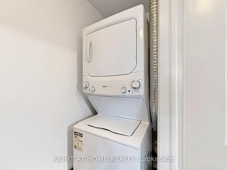 2333 Sawgrass Dr #205 — Photo 21