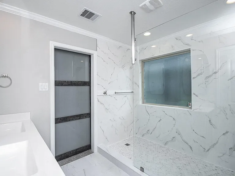 9316 Colonial Bent Ct — Photo 15