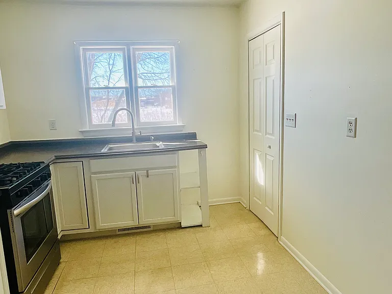 7 Dervend Cir #7 — Photo 7