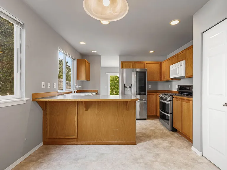 14213 26th Ave W #A — Photo 5