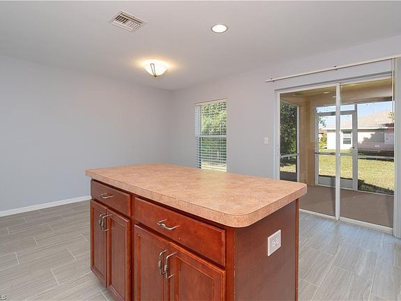 5th image of 2617 NW 9th St