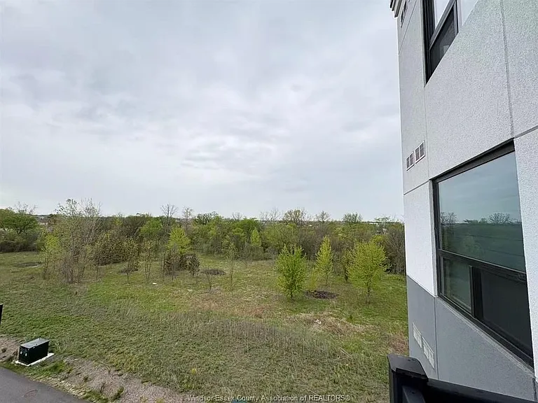 3290 Stella Cres #502 — Photo 17