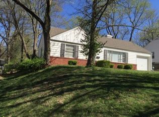 2800 W 76th St, Prairie Village, KS 66208
