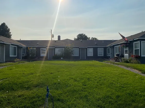 207 & 223 N Hemlock St