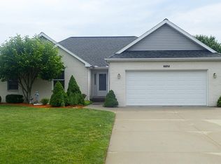 6051 Old Hickory Dr, Bay City, MI 48706