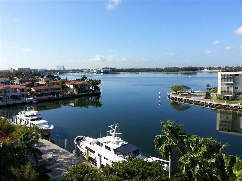 1st image of 1000 W Island Blvd Ph 7