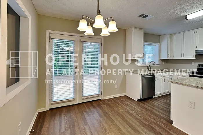 4922 Anclote Dr — Photo 6