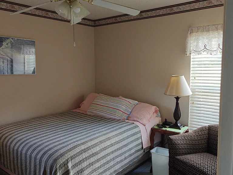 Woodhaven Cir — Photo 8