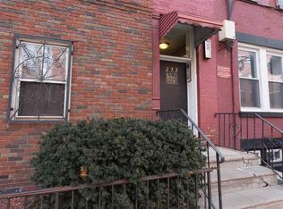 233 Grand St #2R, Hoboken, NJ 07030