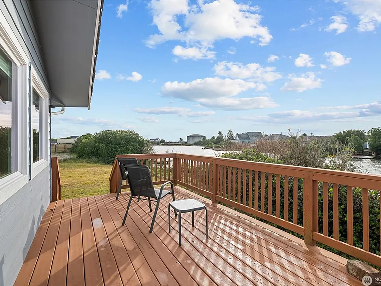 967 Adak Ct SE — Photo 12