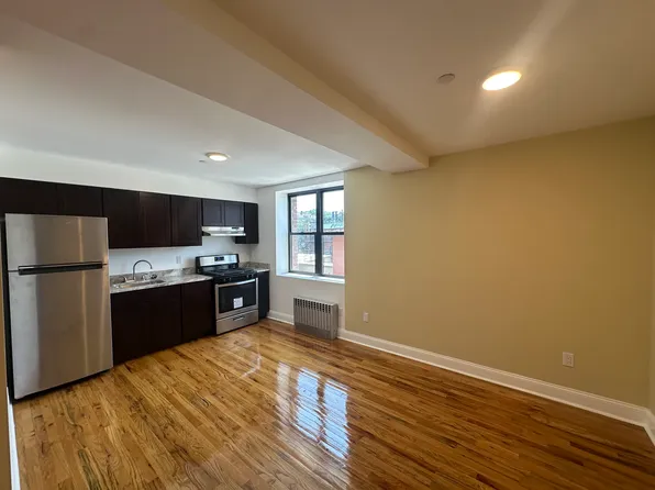 (undisclosed Address), Yonkers, NY 10701