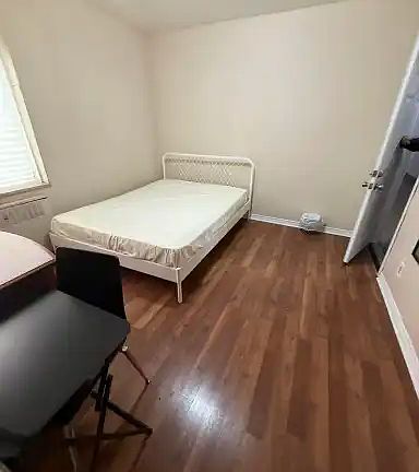 4th image of 2998 Tecumseh Rd E #1A