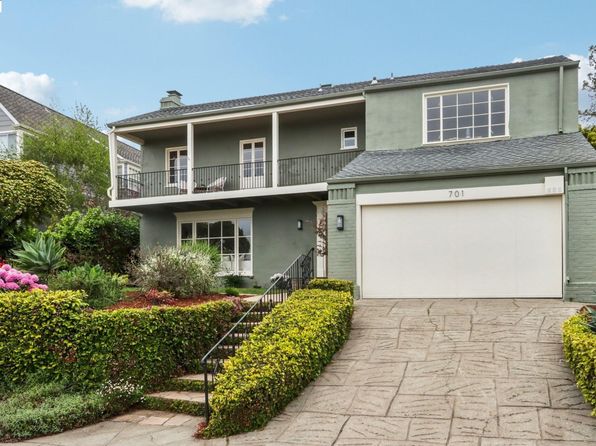 701 Blair Ave, Piedmont, CA 94611