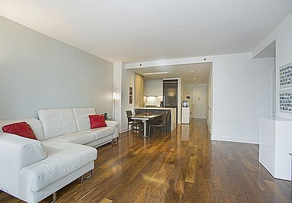3rd image of 2 Northside Piers APT 9H