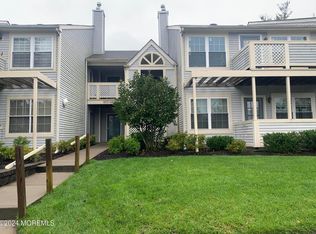462 Magnolia Ct, Howell, NJ 07731