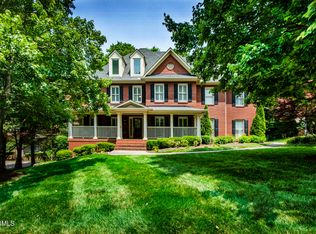 1724 Regents Park Rd, Knoxville, TN 37922