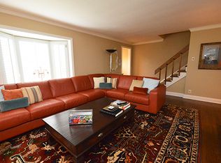 8 Carleton Ct, Maplewood, NJ 07040