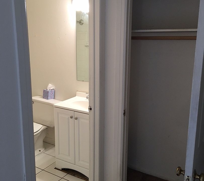 1st image of 1227-1237 N Cass St #301