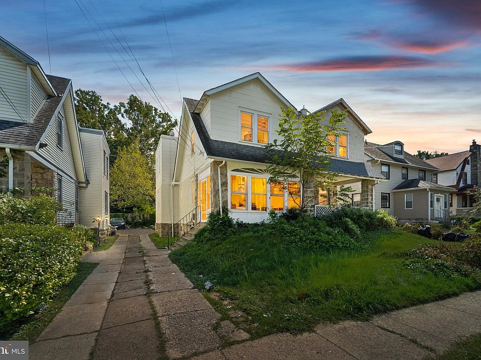 1st image of 118 E Stewart Ave