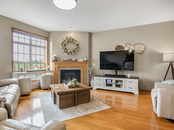1028 20th St #3, Prairie Du Sac, WI 53578