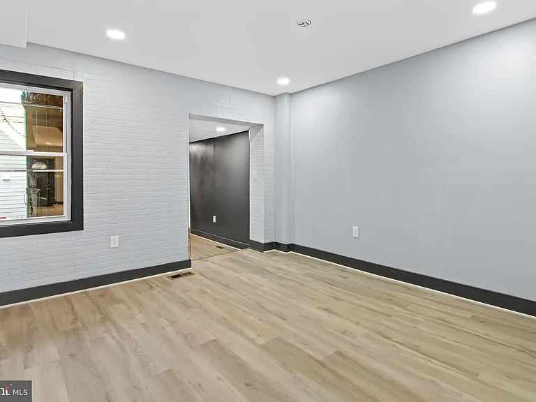808 E Fort Ave — Photo 10