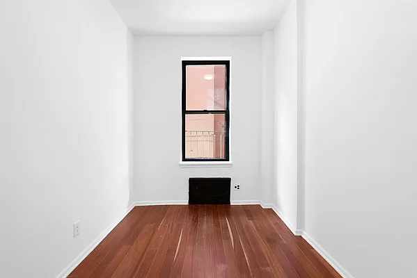 Sold by Corcoran | media 4