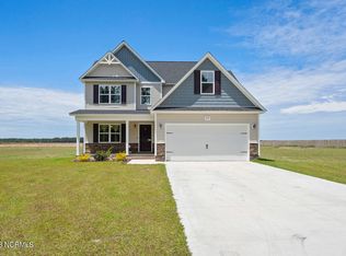 852 Five Mile Rd, Richlands, NC 28574