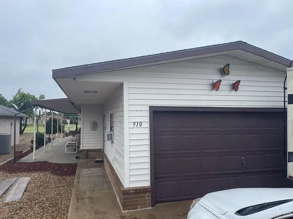 910 Santa Anna Dr, Alamo, TX 78516