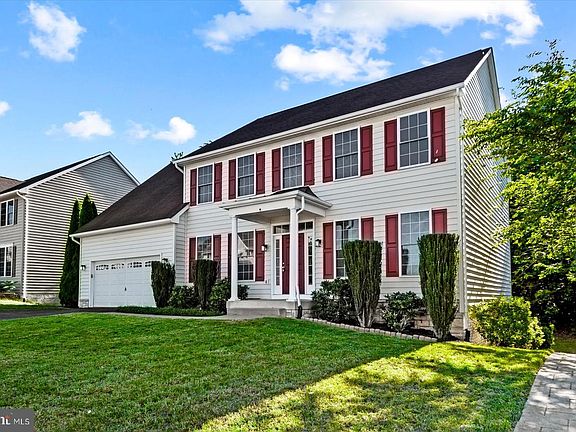 3rd image of 9912 Holland Meadows Ct