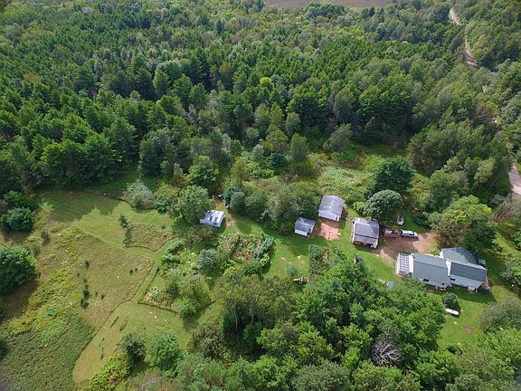 3 Garages, Wood Shed