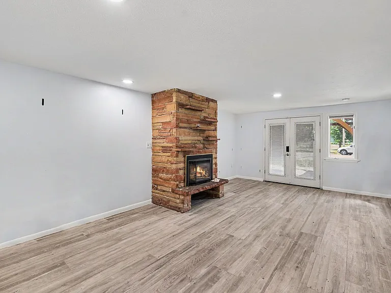 1200 Tulip St — Photo 4