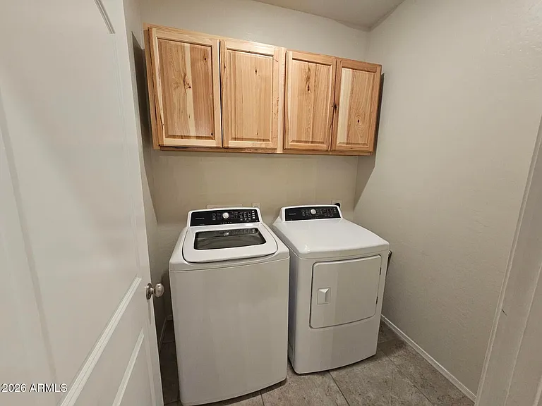 25573 W Coles Rd — Photo 8