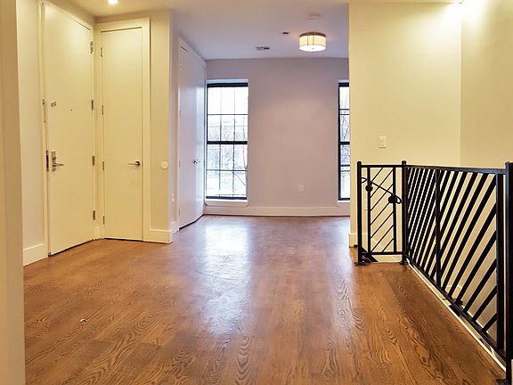 3rd image of 634 Kosciuszko St #1FR