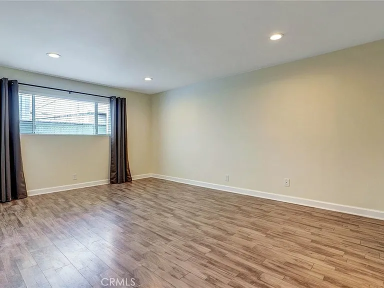 4637 Willis Ave #110 — Photo 18