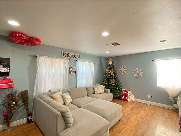 5th image of 3056 N I St