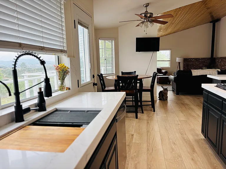 4044 Valle Del Sol — Photo 4