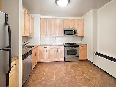 3rd image of 21 West St APT 21C