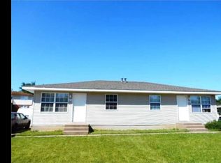 673 W 64th St, Davenport, IA 52806