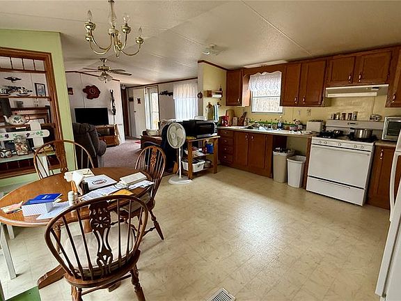 3rd image of 3393 County Road 333