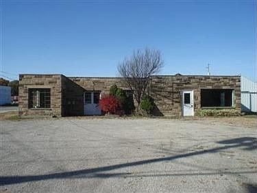 1st image of 29647 Lakeland Blvd