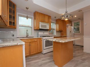 726 Metropolitan Ave #1, Boston, MA 02136