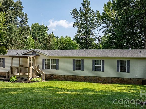 2nd image of 2786 Ridgecreek Dr