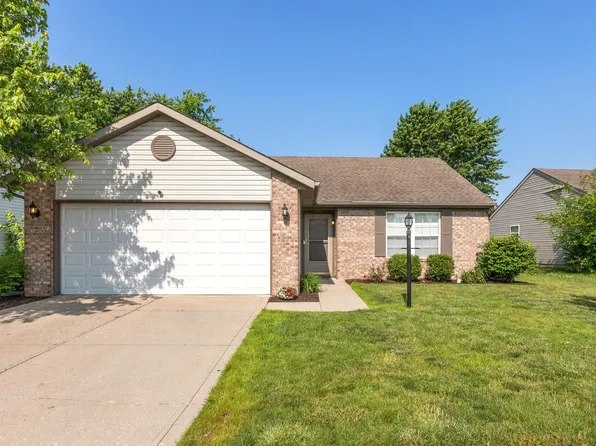 1450 Millridge Dr, Greenwood, IN 46143