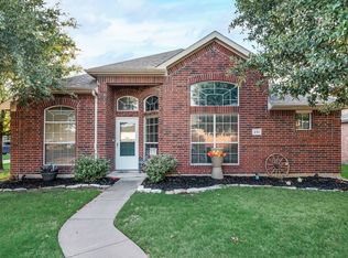 201 Morningstar Ln, Red Oak, TX 75154