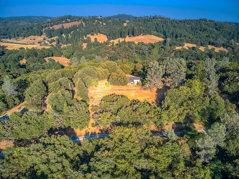 18626 Quiet Oak Pl — Photo 33