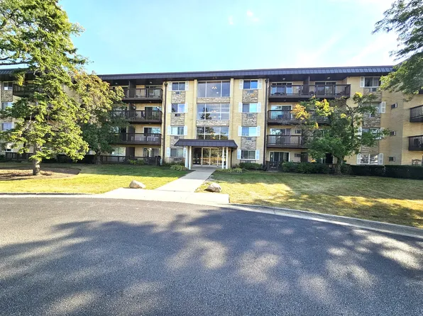 2214 S Goebbert Rd Unit 276, Arlington Heights, IL 60005