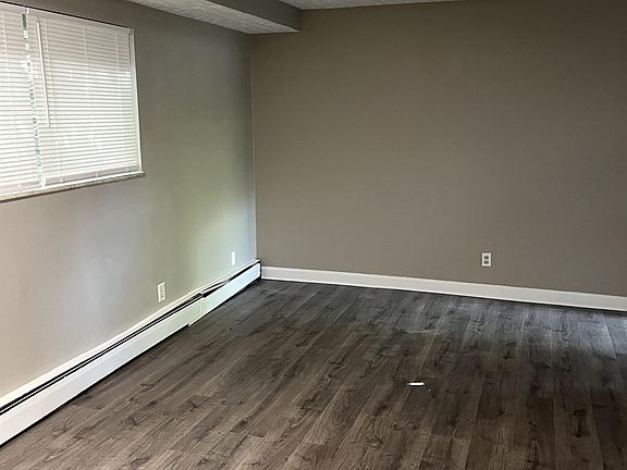 3rd image of 1705 Lincoln Ave APT 3