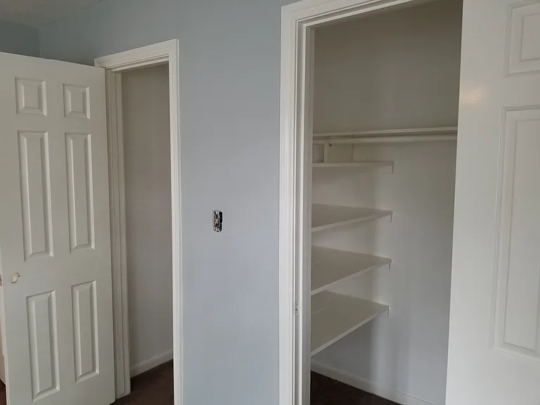 2723 Roseheath Ln — Photo 12