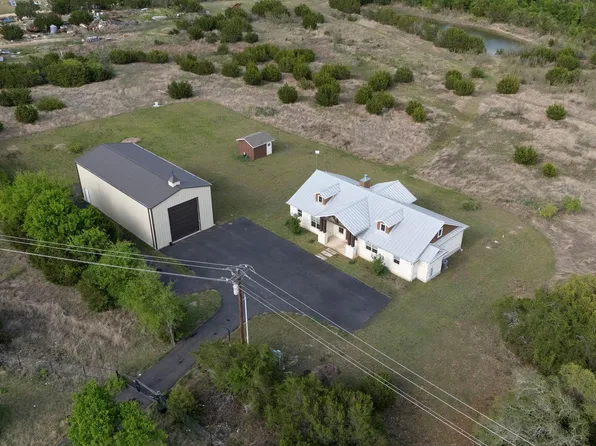 7943 W Fm 243, Bertram, TX 78605