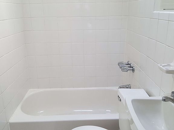 4th image of 289 W 12th St APT 10